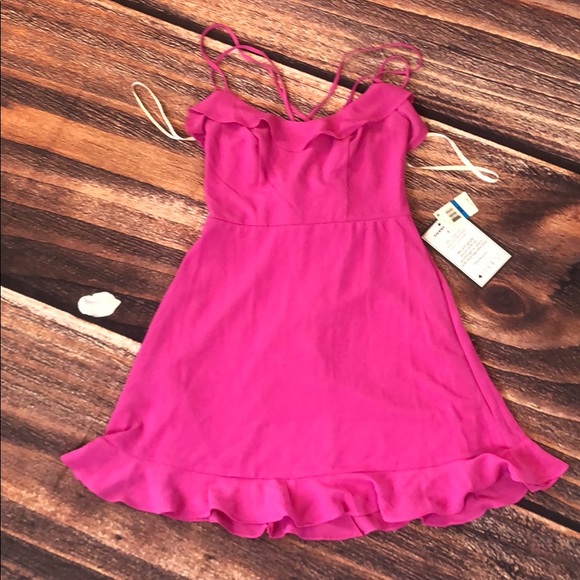 Strappy back Ruffled Dress - Picture 8 of 8